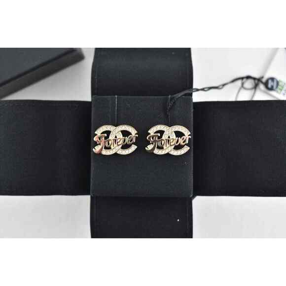 Chanel 21S Gold Crystal Forever CC Logo Large Dangle Statement Stud Earrings - Picture 4 of 12
